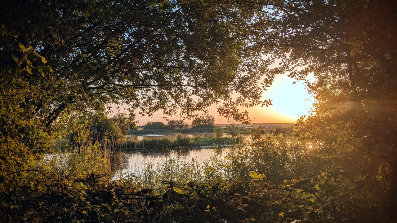 Sunrise at Keyhaven